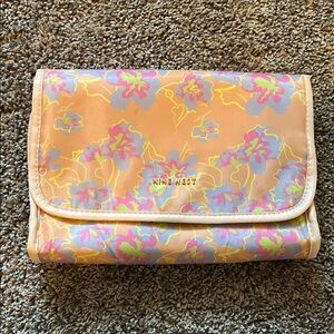 Nine West Floral Travel Case with hanger